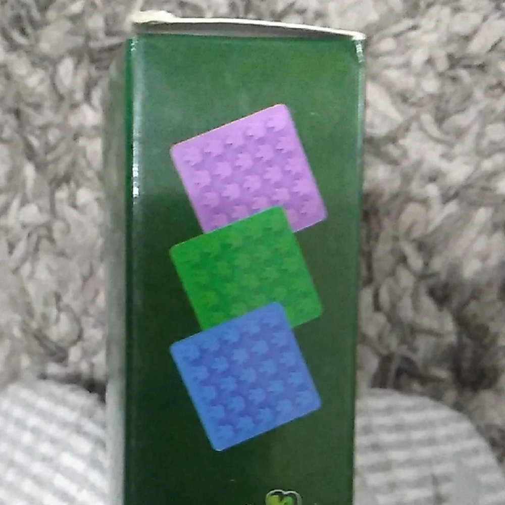 Silicone Leaf Gummy Mold - Green
